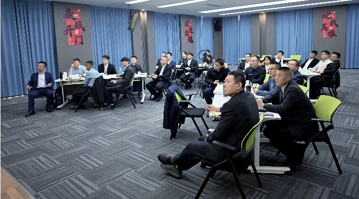 課堂合影 (1).jpg